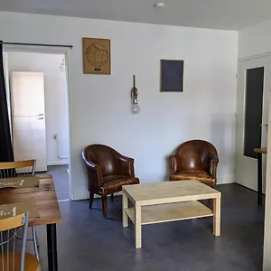 T1 Au Coeur D'un Parc Classé à Saint-etienne Appartement